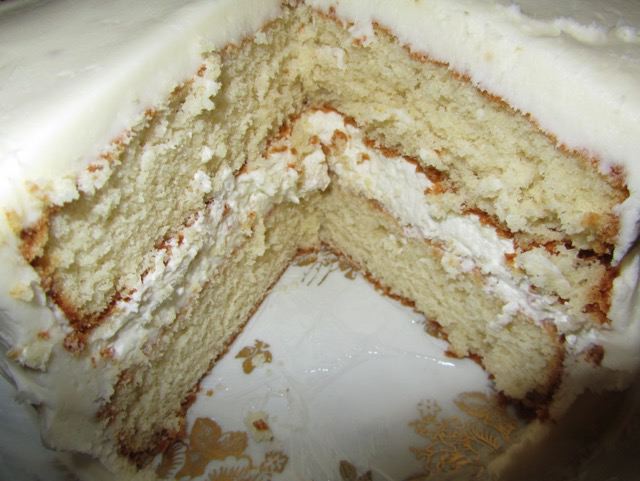 white_chocolate_cake_a282ea.jpg